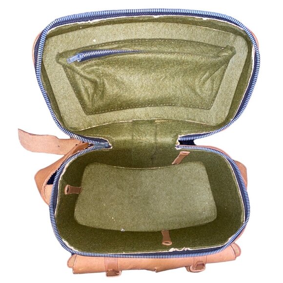 Vintage Belding Leather Camera Bag With Dual Buckle Closure & Top Handle - Picture 11 of 16